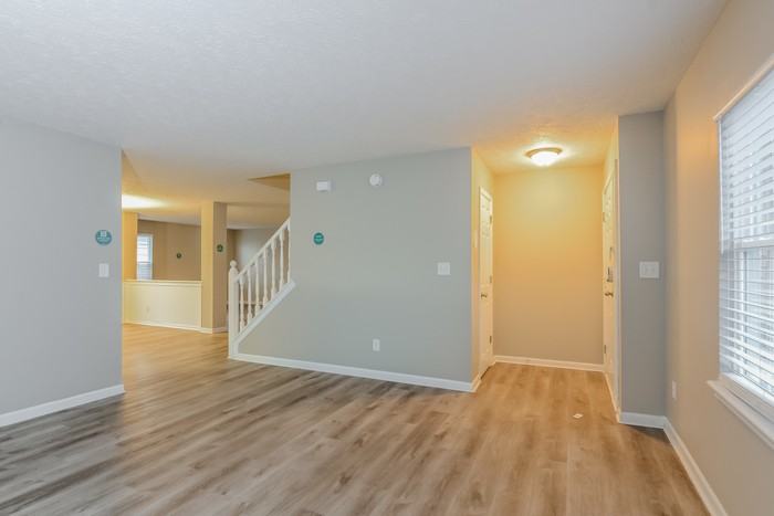 10440 Wintergreen Way - Photo 4 of 17