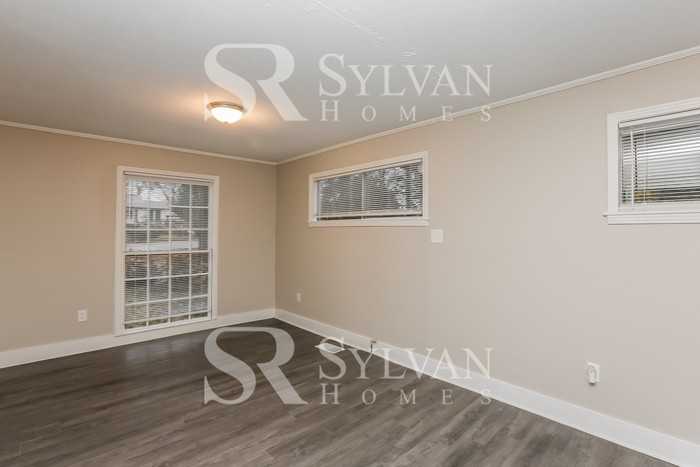 220 Melbourne Rd - Photo 7 of 16