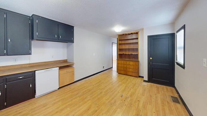 411 N 12th St - Photo 2 of 10