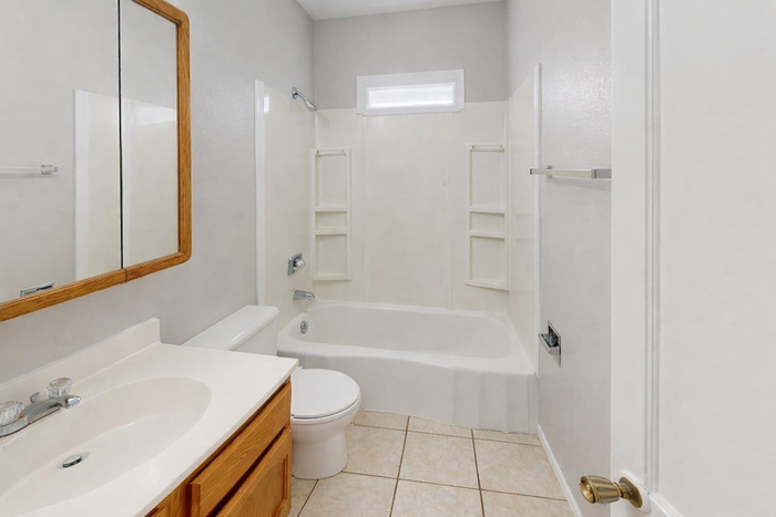 411 N 12th St - Photo 3 of 10