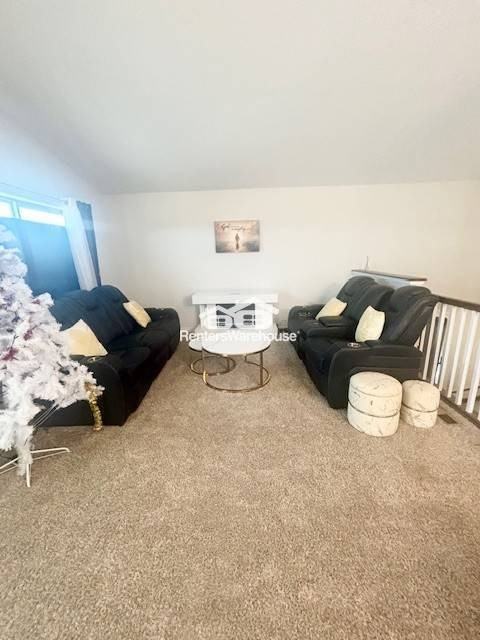 4634 9th St Ne - Photo 3 of 16