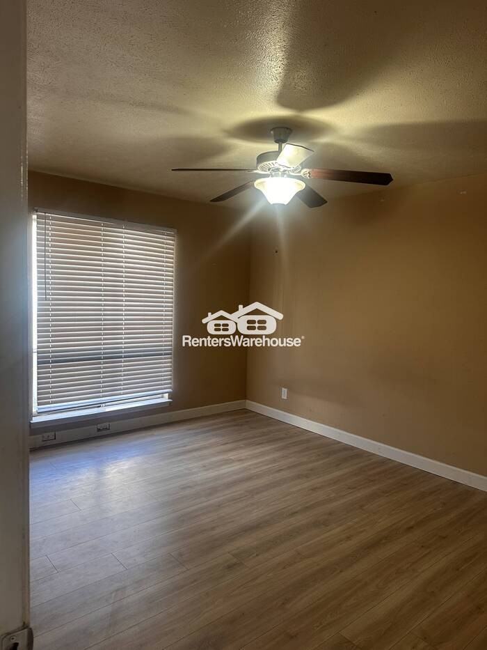 4112 Bowser Ave #205 - Photo 7 of 11