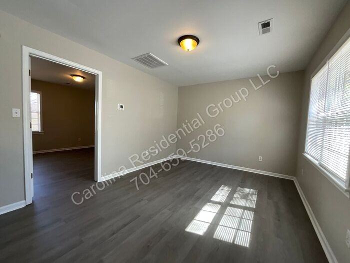 113 Ridge Ave #B - Photo 4 of 10