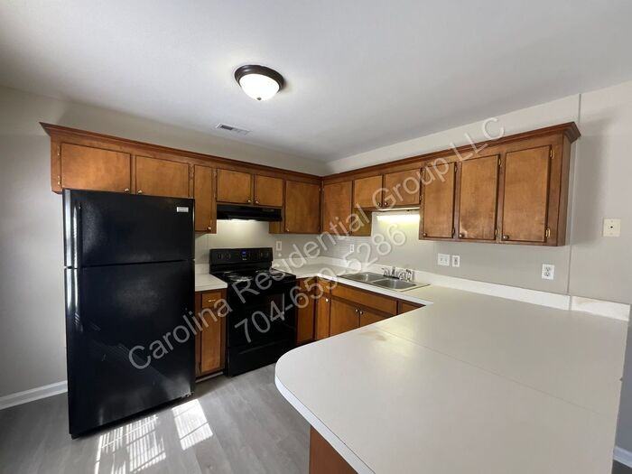 113 Ridge Ave #B - Photo 6 of 10