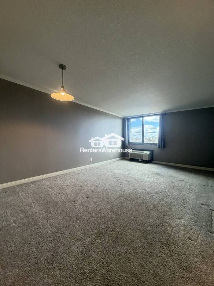 1181 Edgcumbe Rd #404 - Photo 7 of 14