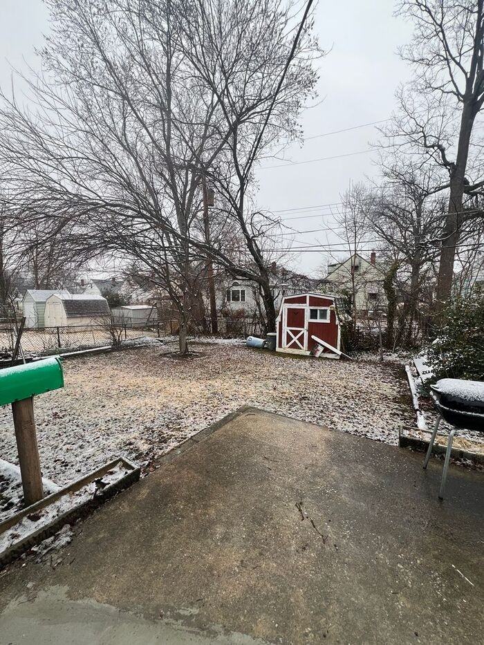 2500 Linwood Rd - Photo 2 of 25