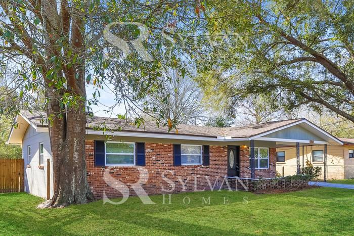 7518 Sharbeth Dr S - Photo 3 of 16