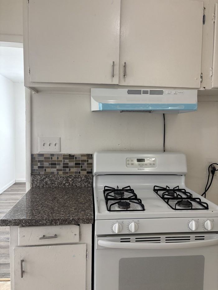 1949 Darrah St #1 - Photo 6 of 11