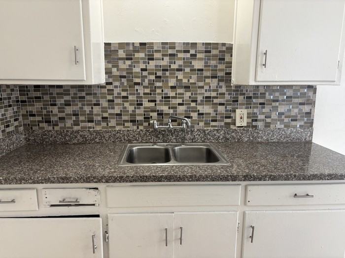 1949 Darrah St #1 - Photo 7 of 11