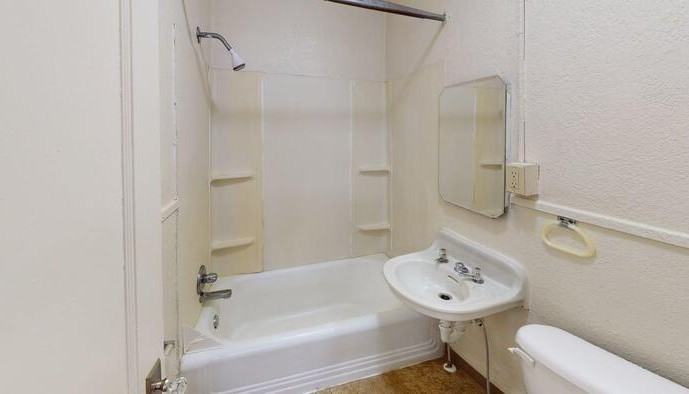 1508 E Thayer Ave #1 - Photo 2 of 7