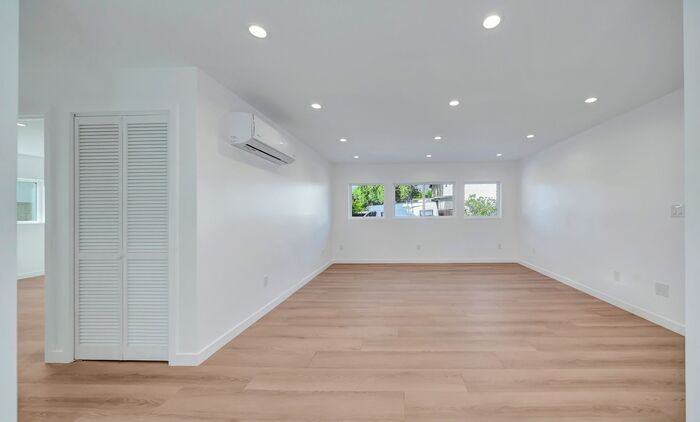 8322 Wyngate St #8320 - Photo 7 of 27