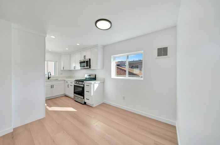 8322 Wyngate St #8322 - Photo 7 of 26