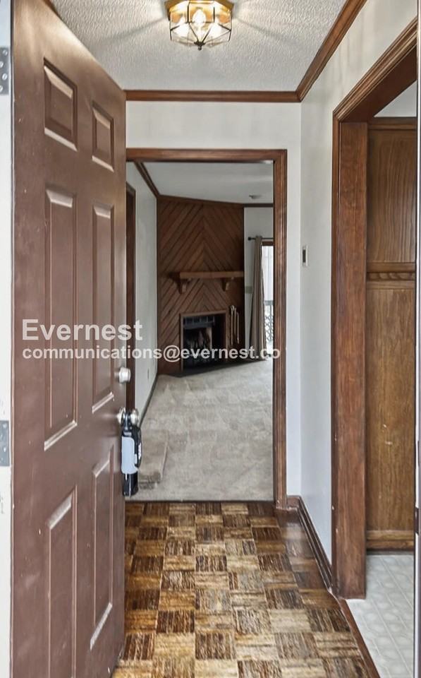 2003 Aspen Way - Photo 4 of 27