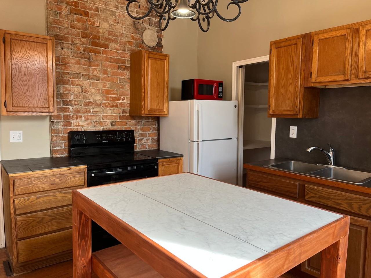 2219 Scott Blvd - Photo 5 of 28