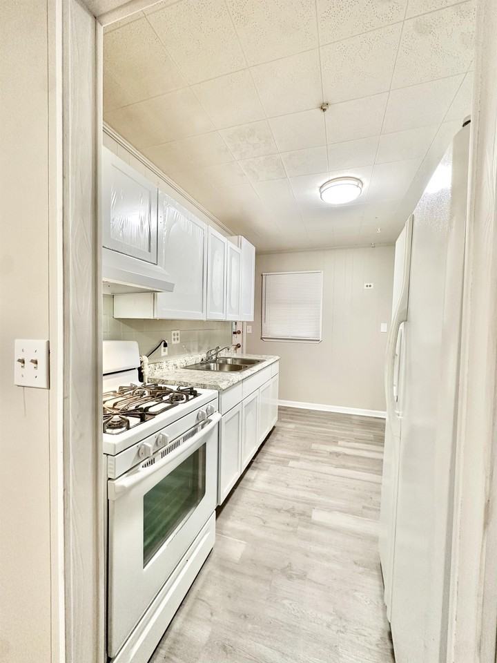 1164 S 41st St #1 - Photo 6 of 11