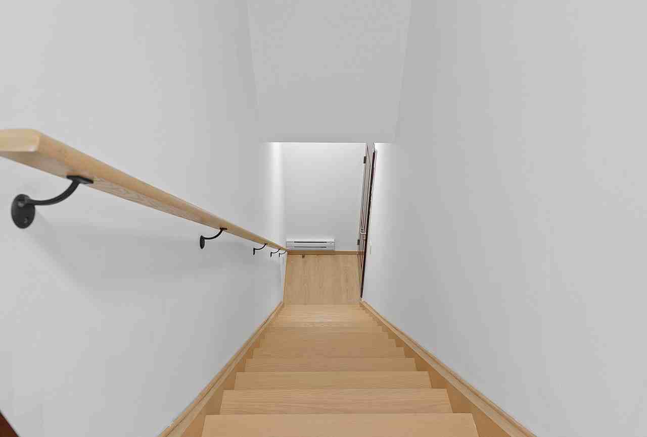 3423 Sheppard Ave E - Photo 7 of 37