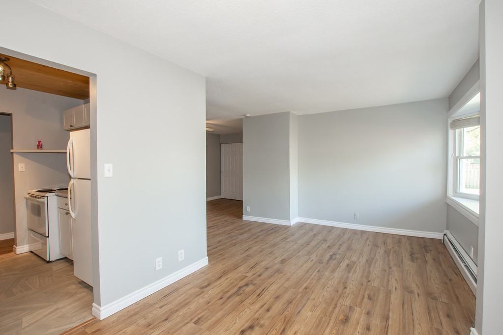 98 Wright St - Photo 2 of 14