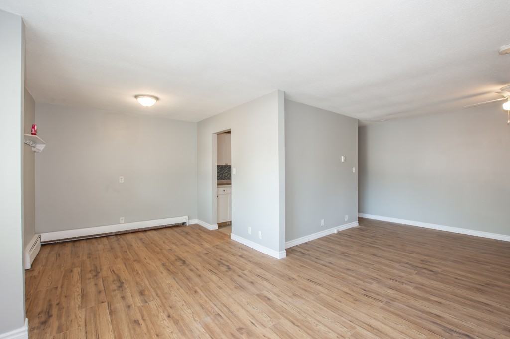 98 Wright St - Photo 4 of 14