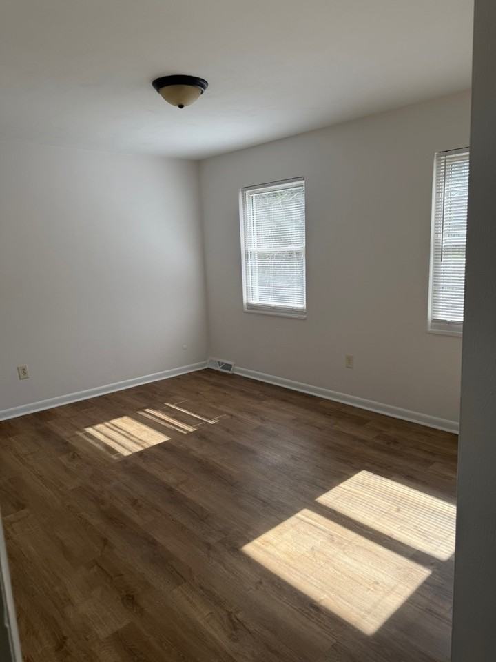 603 2nd St #TH6 - Photo 7 of 13