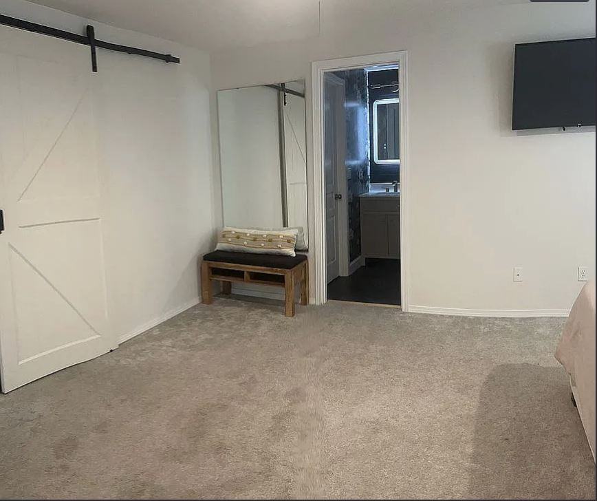 1843 W 25th Ct #1 - Photo 7 of 19