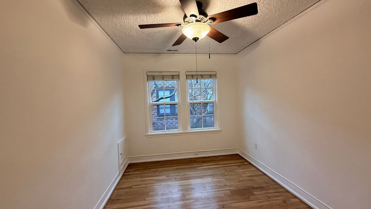 Uptown Villa Apartments - Photo 5 of 50