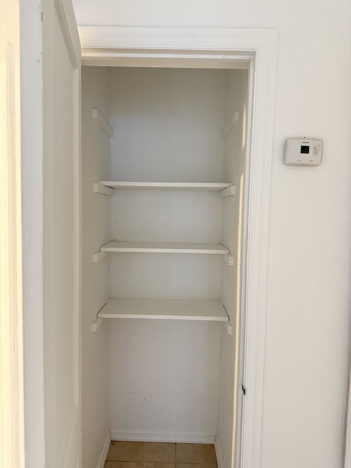 639 32nd St #1 - Photo 7 of 14