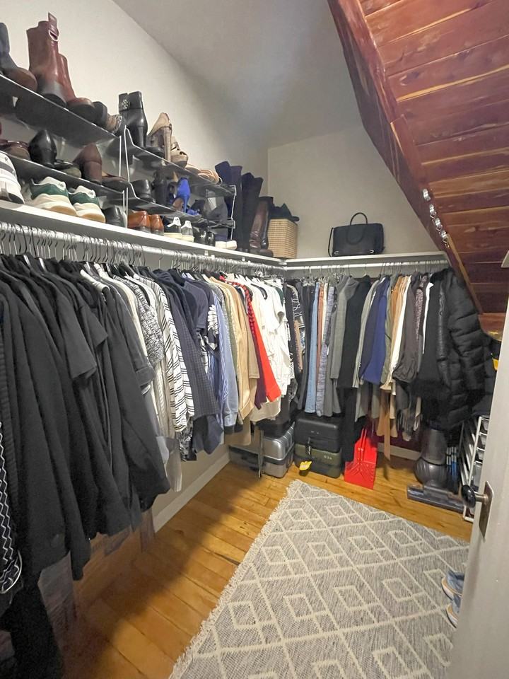 920 College St #3B - Photo 5 of 9