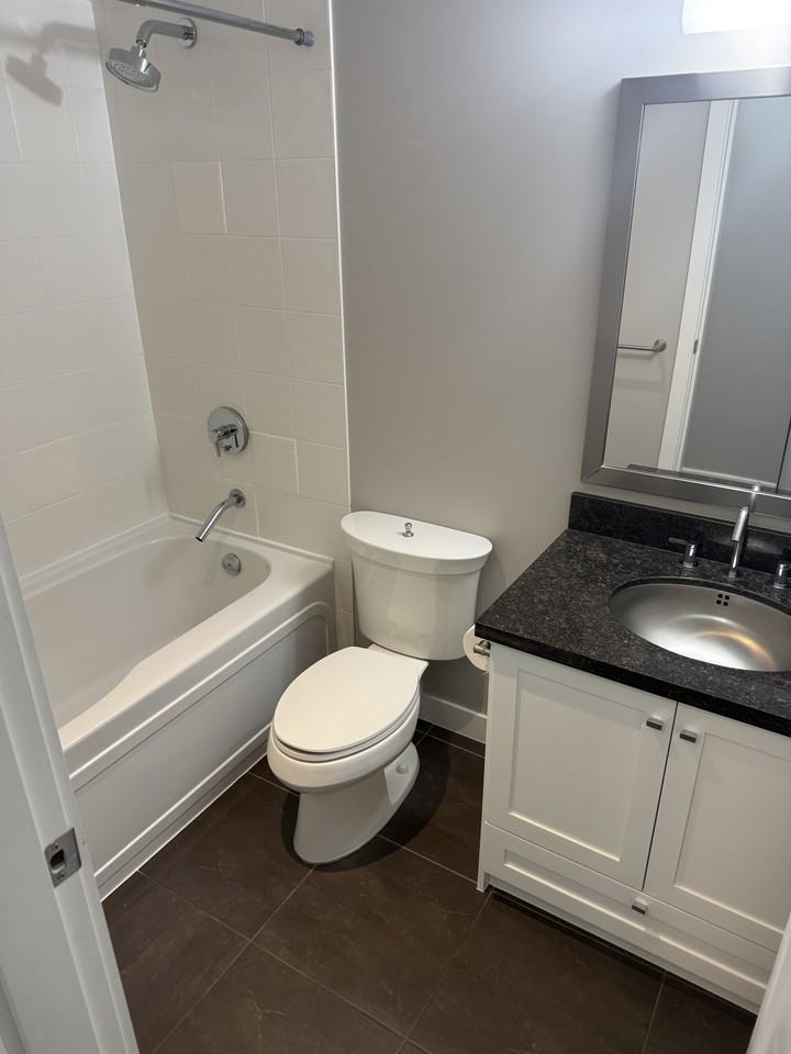 1 Renaissance Square - Photo 4 of 28