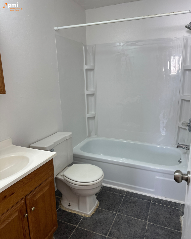 Hidden Village TownHomes - Photo 6 of 9