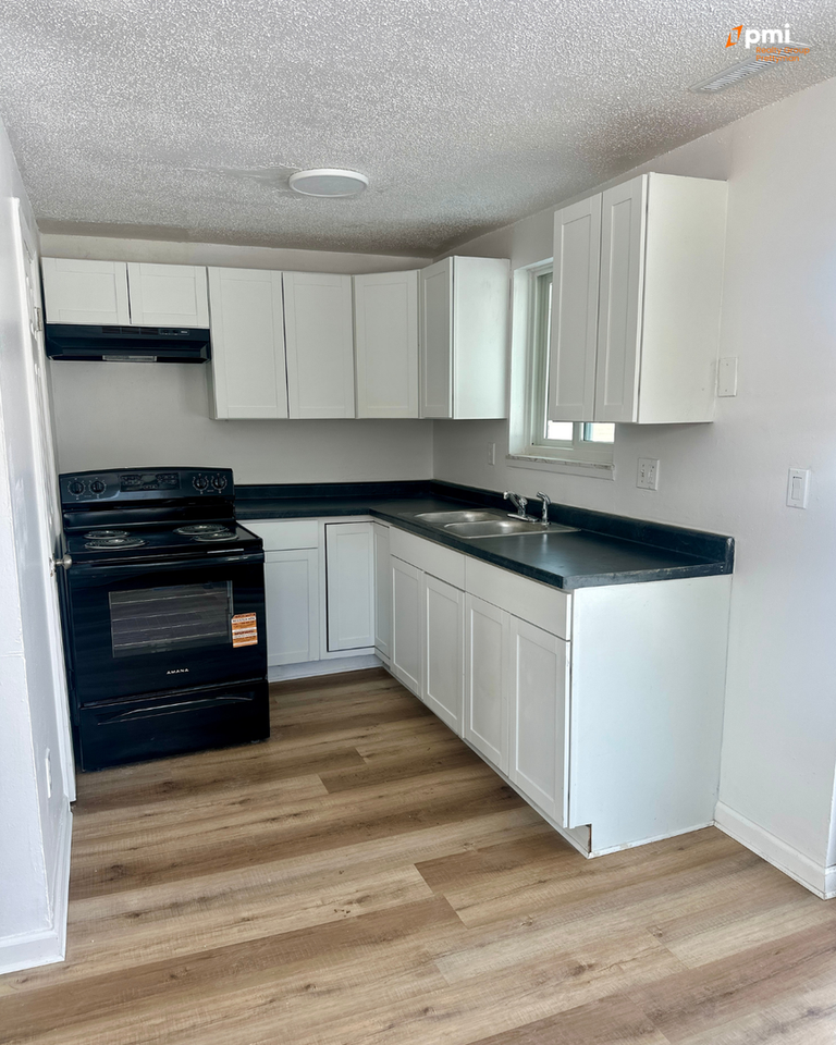 Hidden Village TownHomes - Photo 5 of 18