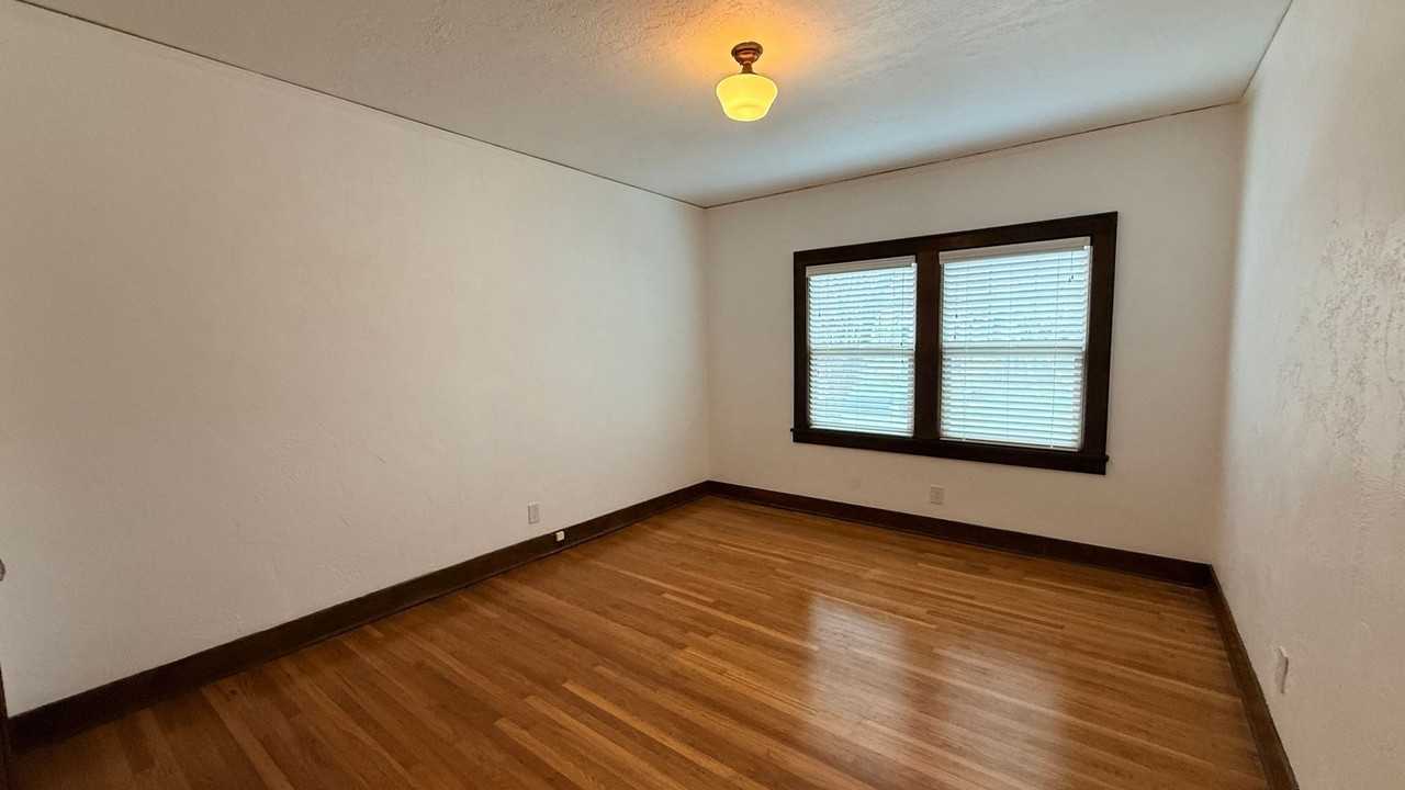 San Sebastián Apartments - Photo 7 of 31