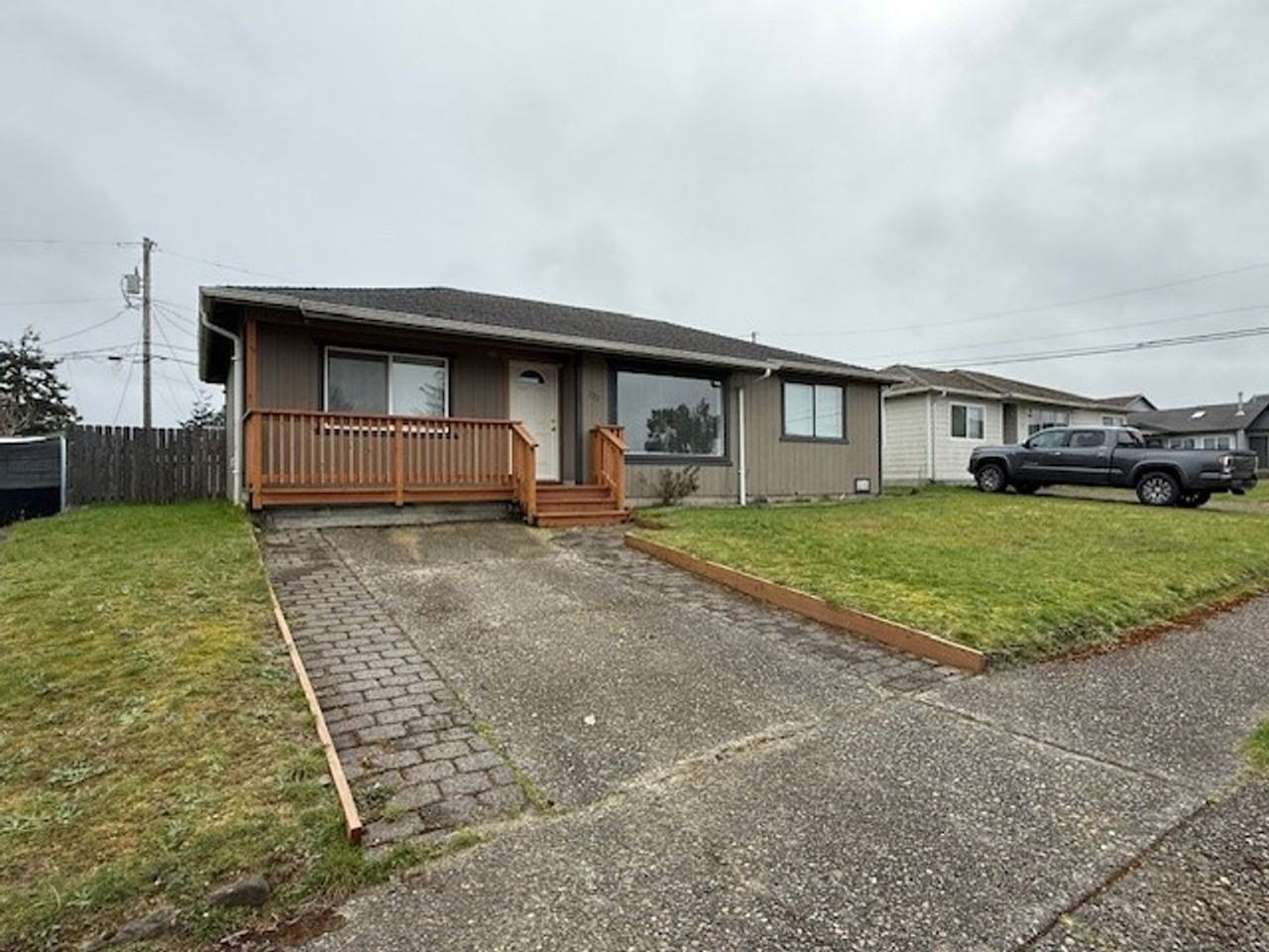 1777 Garfield St - Photo 2 of 22