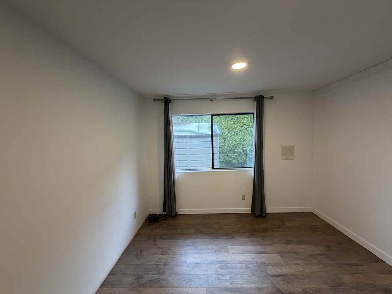 10260 Reynolds Place - Photo 6 of 12