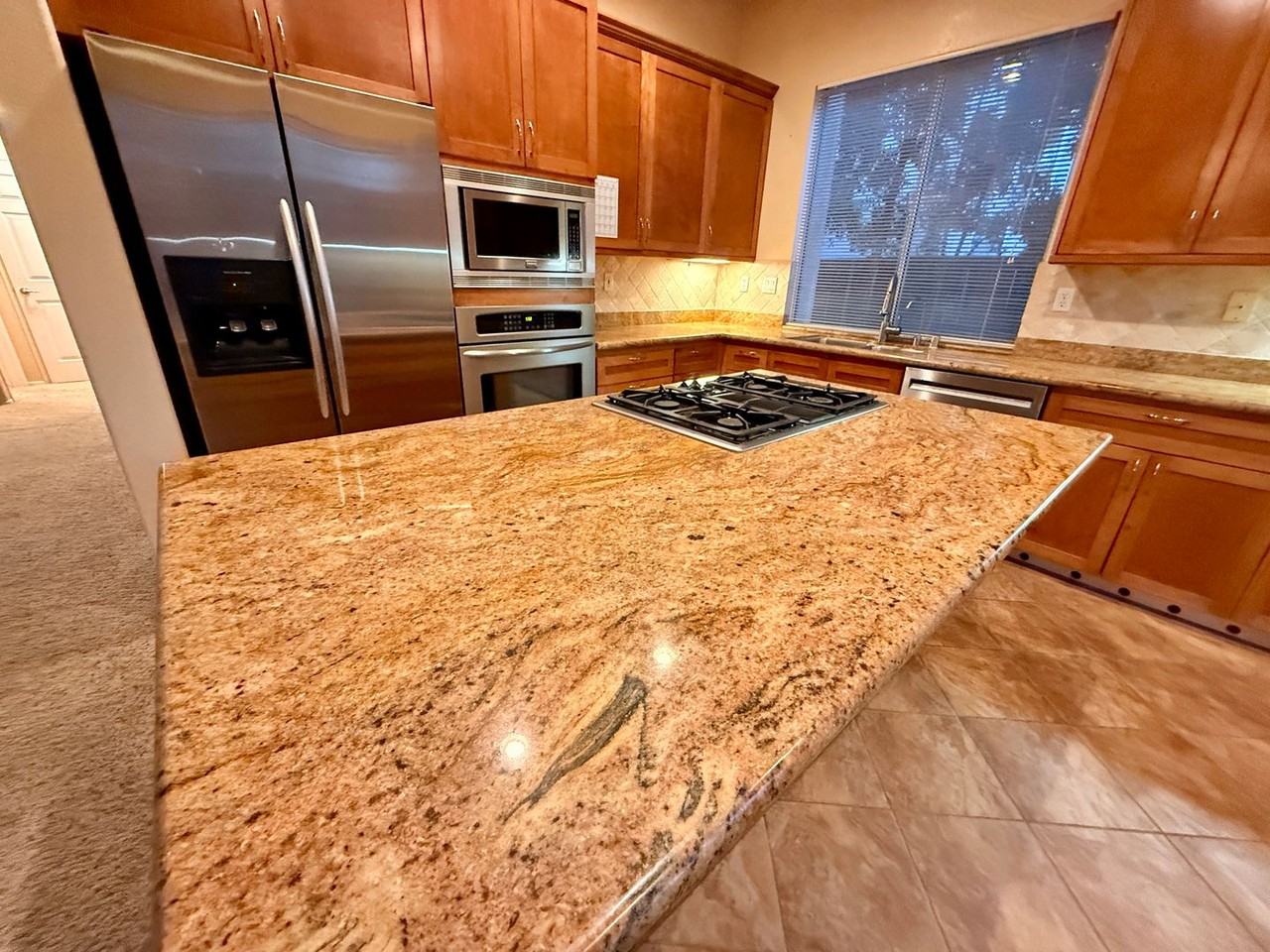 12061 Daymark Ct - Photo 7 of 50