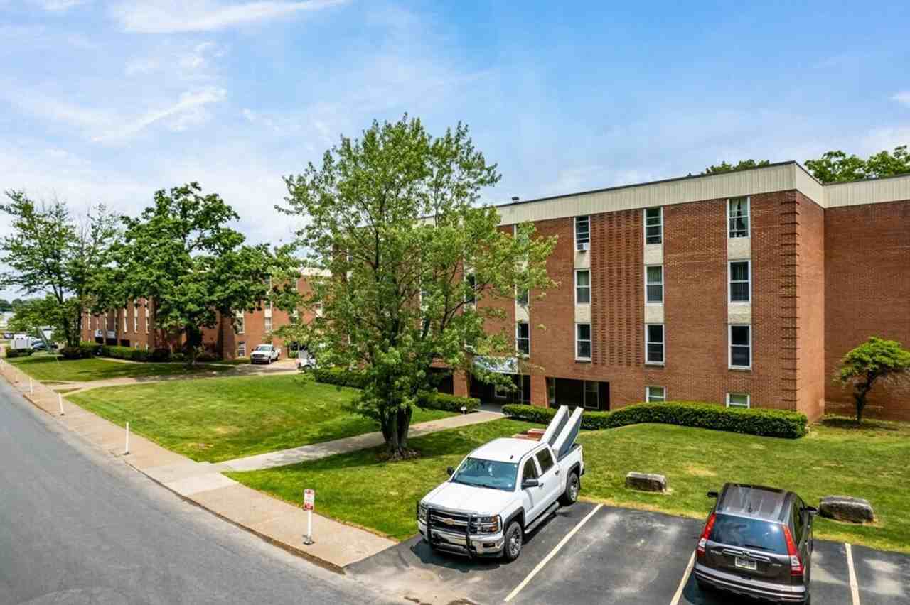 Eagle Park Apartments – Clarion's Premier Student & Professional Housing - Photo 5 of 50