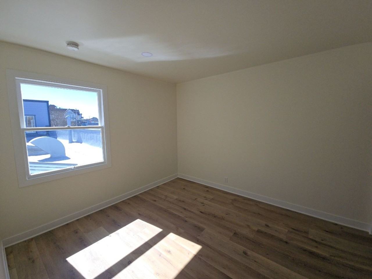 516 G St. [PRM: Andrew] - Photo 4 of 22