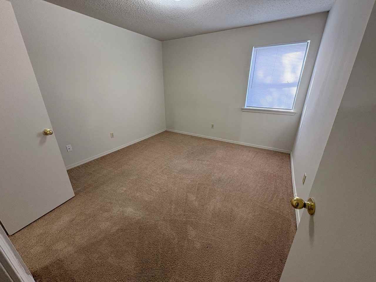 Shadowbrook Apartments - Photo 6 of 10