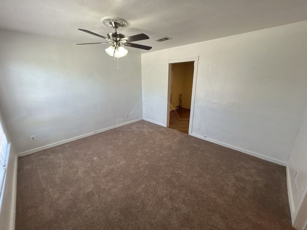 1107 Duncan Ave - Photo 2 of 16