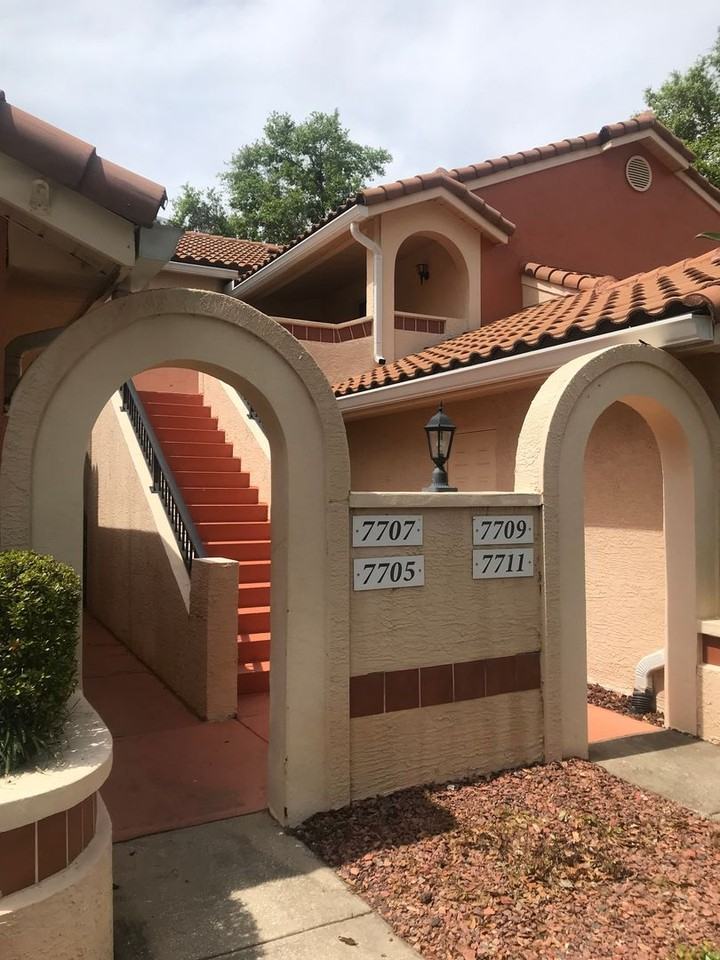 7709 Sugar Bend Dr - Photo 2 of 17