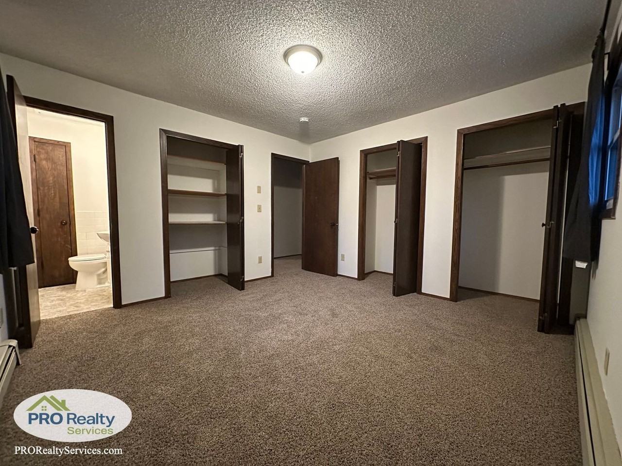 911 2nd Ave S - Photo 7 of 21