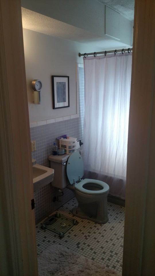 1015 W Benton St - Photo 5 of 7