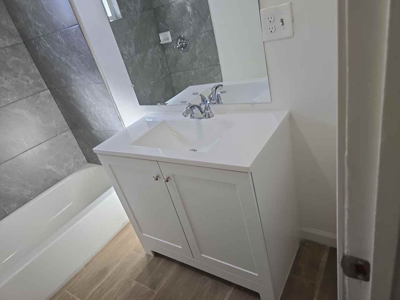 121 S Regal St - Photo 5 of 5