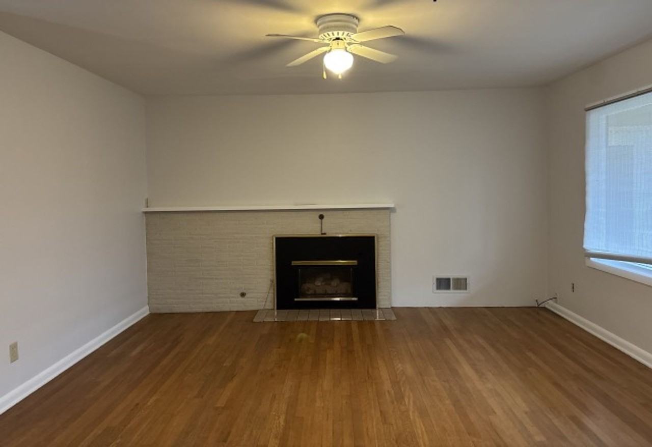 1595 23rd St Ne - Photo 3 of 18