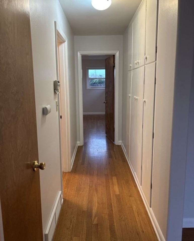 1595 23rd St Ne - Photo 4 of 18