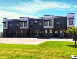 featured image of 305 S 25th St