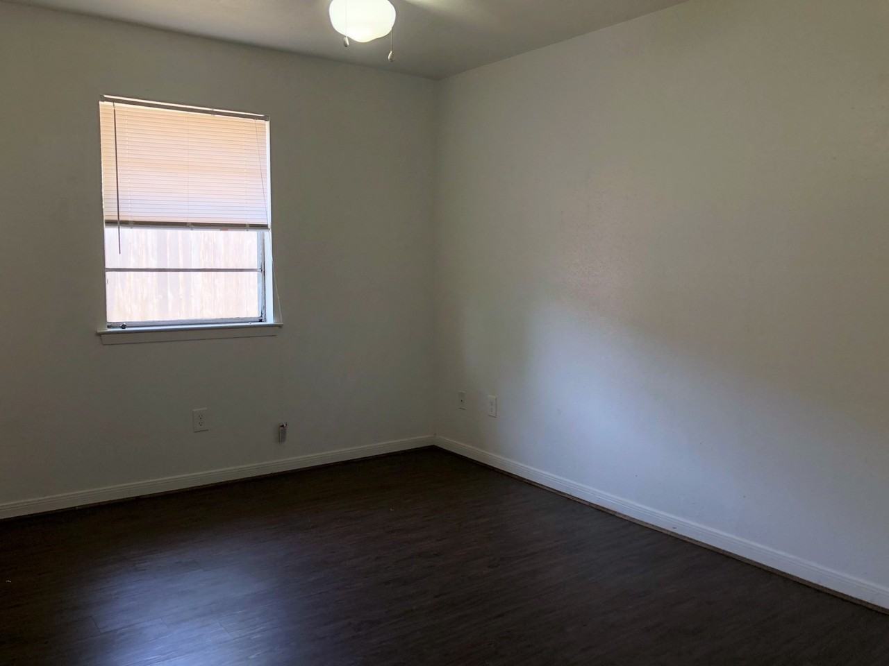 3603A Mahan St - Photo 6 of 9