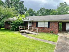 featured image of 107 Woodland Cir