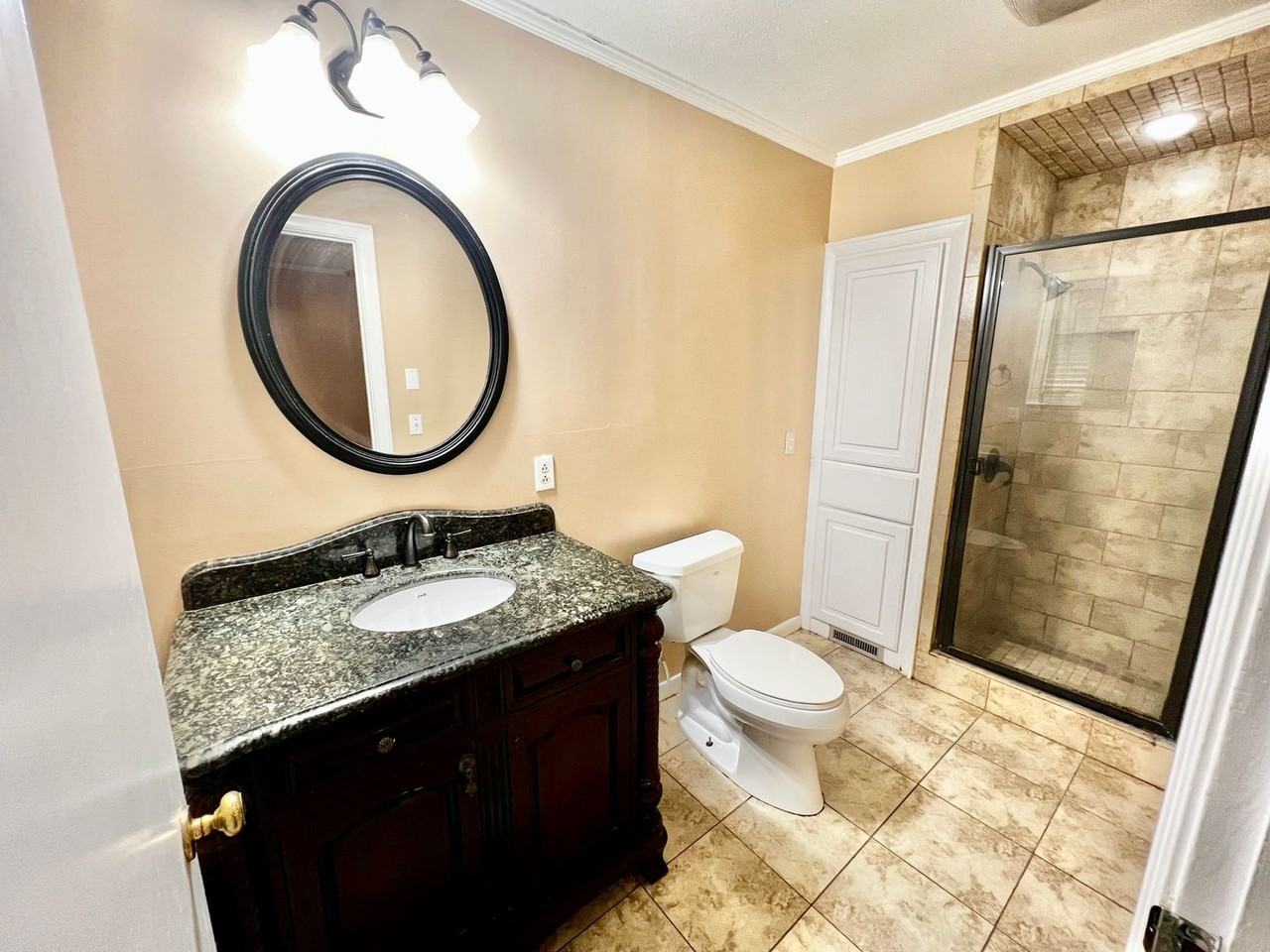 107 Woodland Cir - Photo 4 of 11