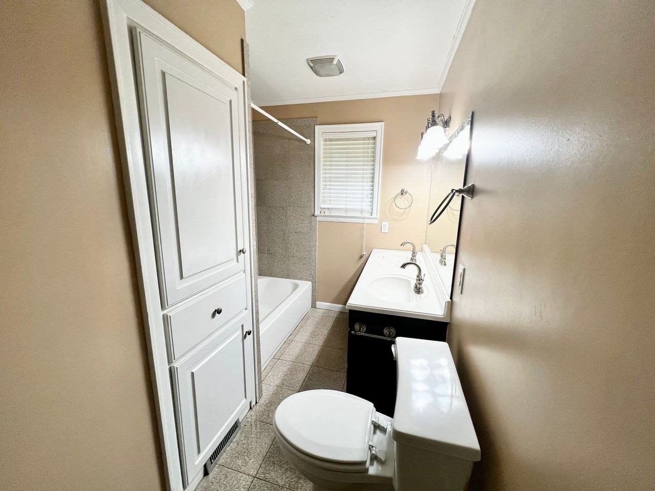 107 Woodland Cir - Photo 7 of 11