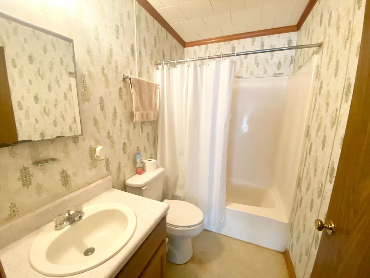 102 Thomas Cir - Photo 7 of 12